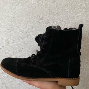 Tom’s Boots Black 6